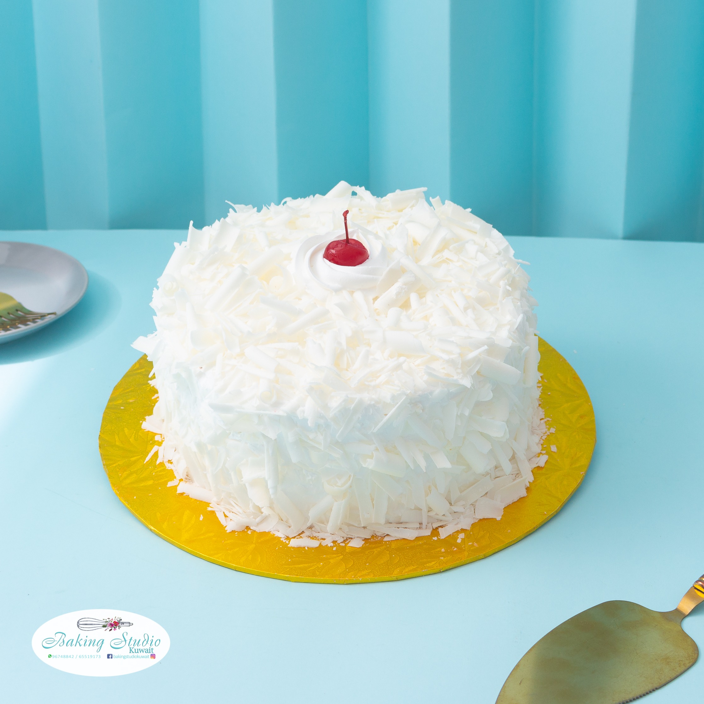 img-WHITE FOREST CAKE كعكة الغابة البيضاء